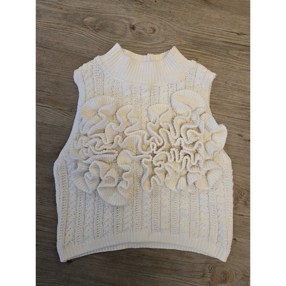 Zara Ecru Sleeveless Ruffled Front Chenille Top Size S
